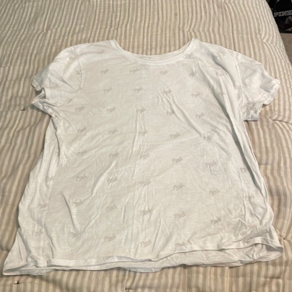 Woman’s XL White PINK T-Shirt